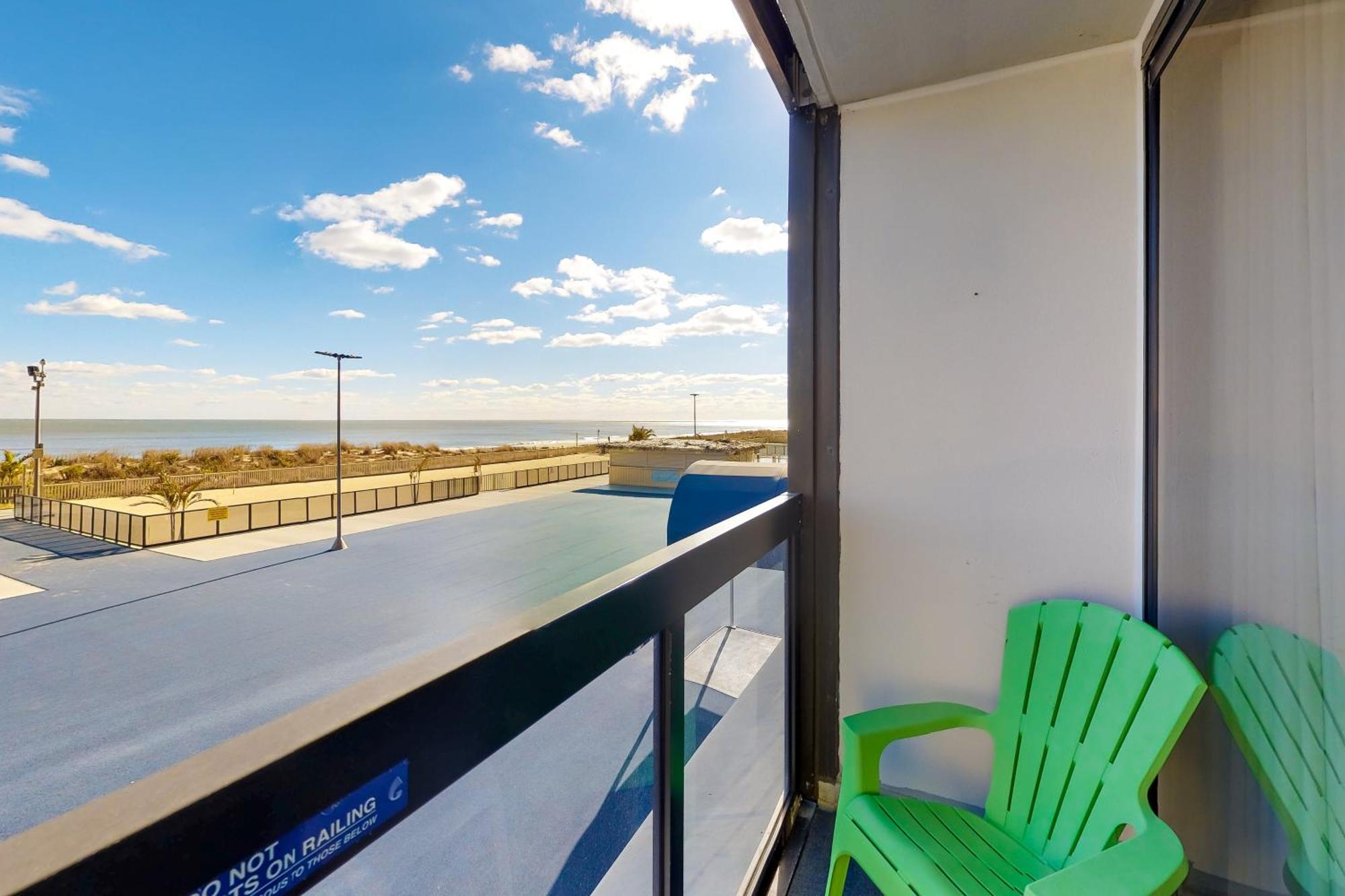 Golden Sands Ocean City Room photo