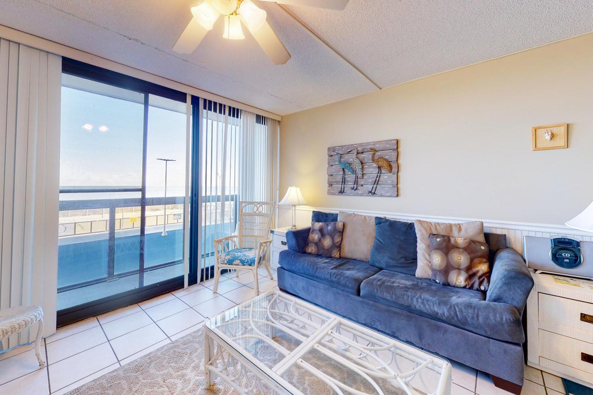 Golden Sands Ocean City Room photo