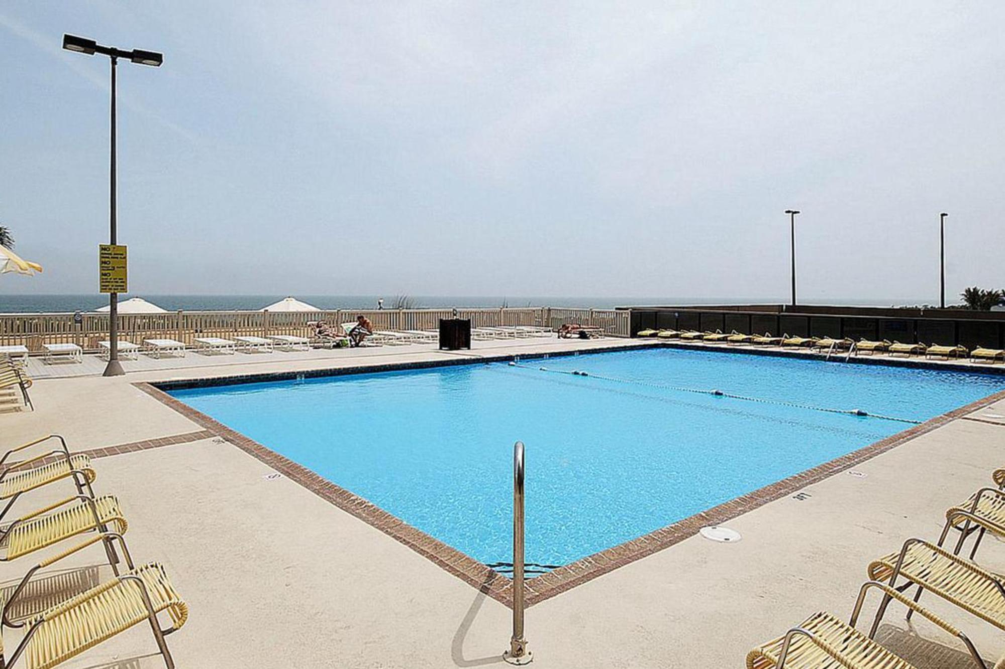 Golden Sands Ocean City Room photo