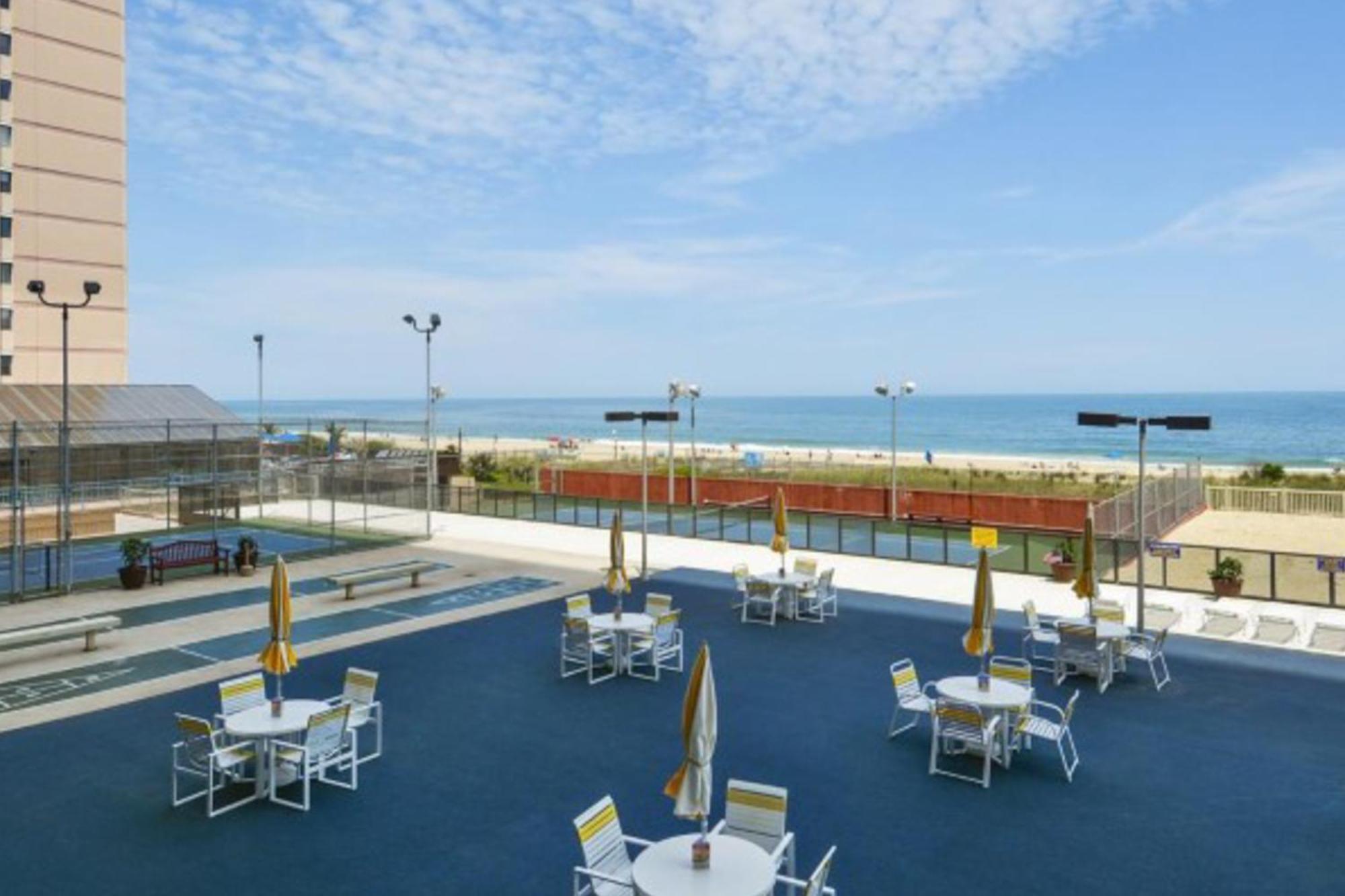 Golden Sands Ocean City Room photo