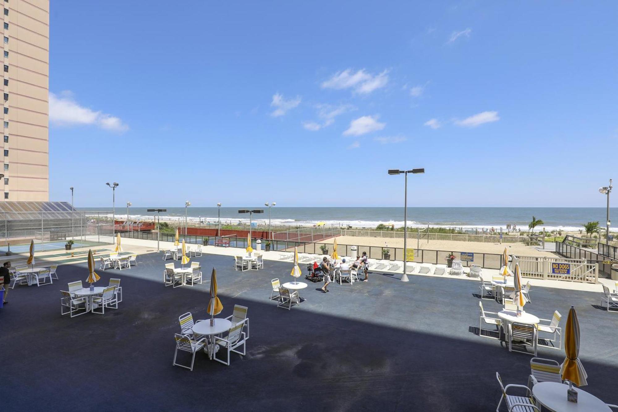 Golden Sands Ocean City Room photo