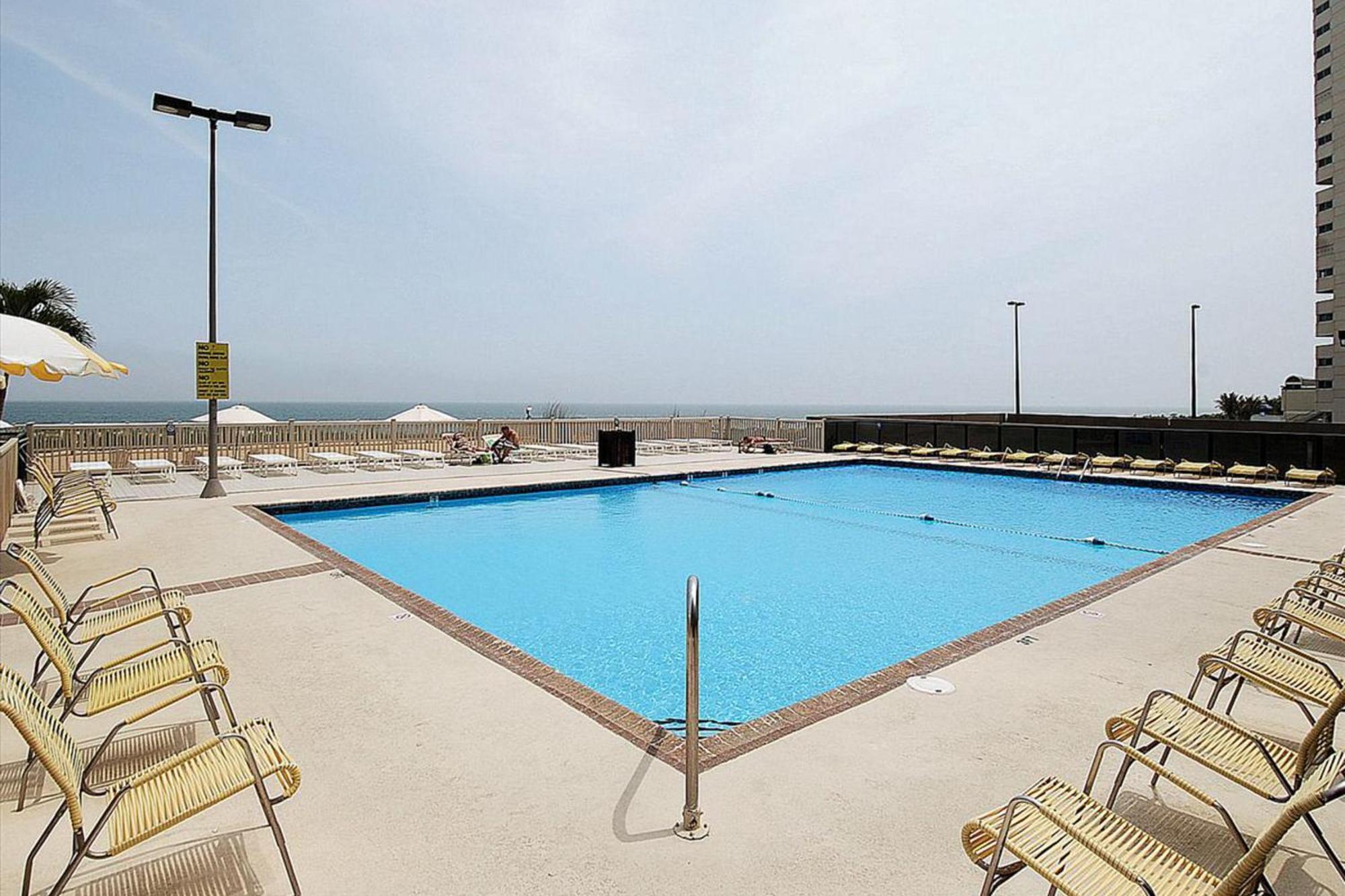 Golden Sands Ocean City Room photo