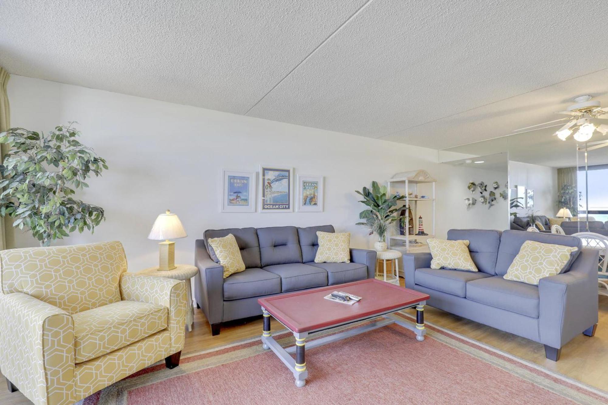 Golden Sands Ocean City Room photo