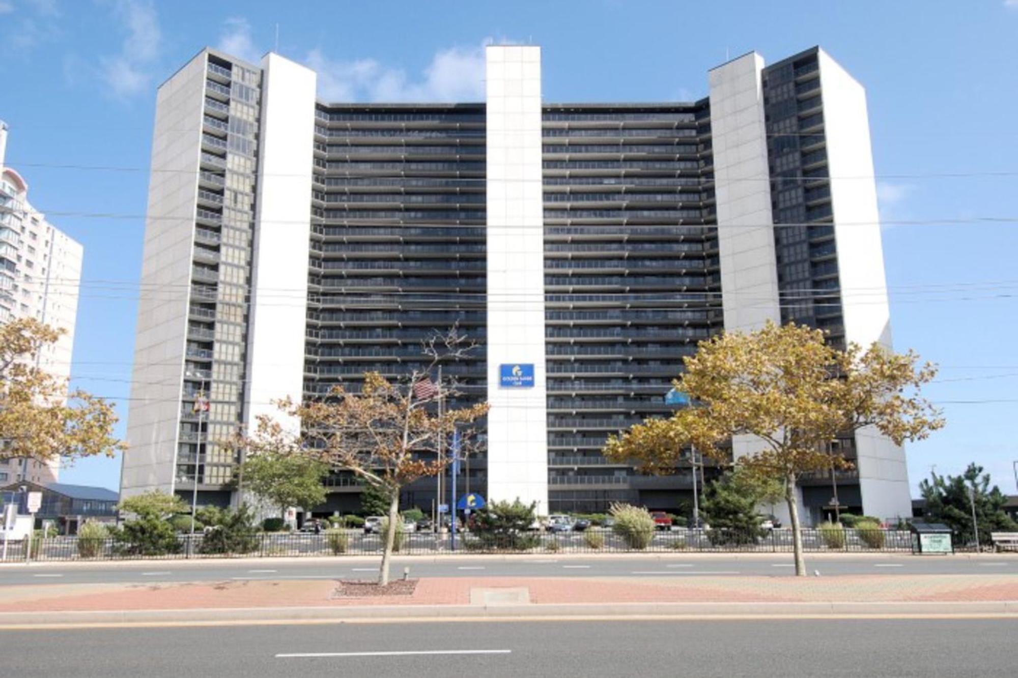 Golden Sands Ocean City Room photo